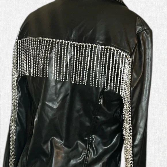 Sleek Black Leather Moto Jacket - Picture 7 of 16